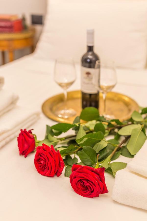 Suite Campo De Fiori Rome Bagian luar foto